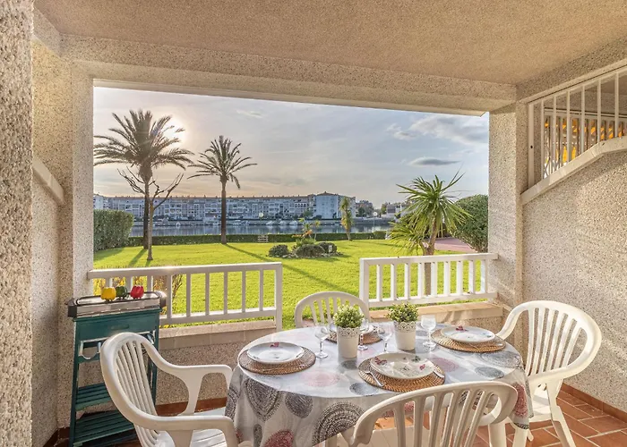 Sant Maurici By Interhome * Empuriabrava
